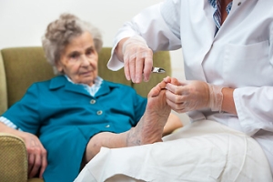 Caring for Your Feet as You Age